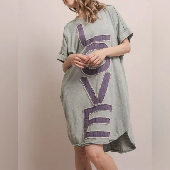 NWT Blue Velvet Love Lettering Patchwork Short Sleeve Dress Sz XL - Picture 3 of 4